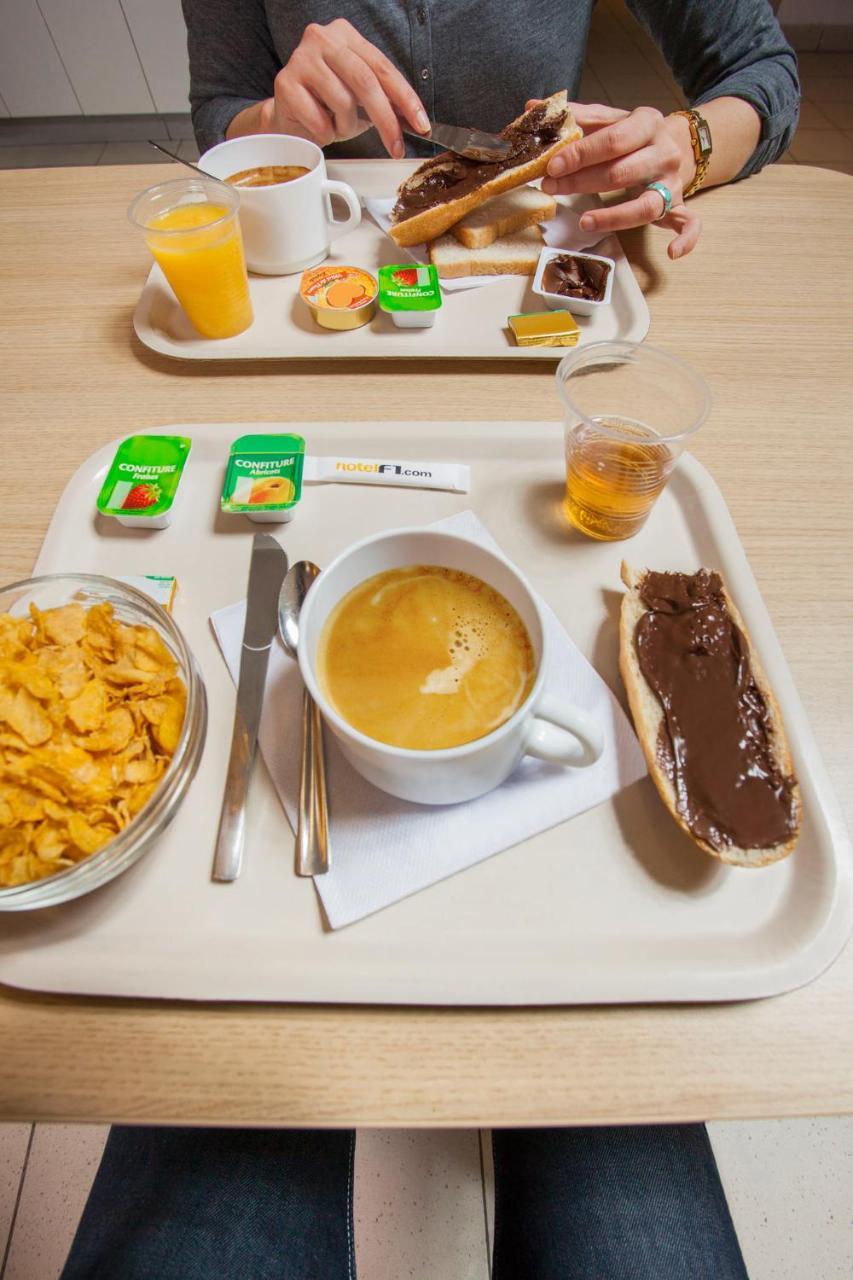 Hotelf1 Le Creusot Montchanin Gare Tgv Zewnętrze zdjęcie